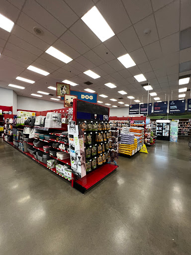 Pet Supply Store «Petco Animal Supplies», reviews and photos, 1917 Douglas Blvd, Roseville, CA 95661, USA