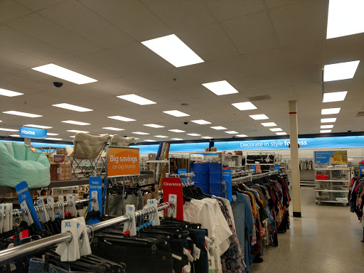 Clothing Store «Ross Dress for Less», reviews and photos, 8095 Stonewall Shops Square, Gainesville, VA 20155, USA