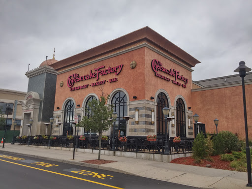 Shopping Mall «Menlo Park Mall», reviews and photos, 55 Parsonage Rd, Edison, NJ 08837, USA