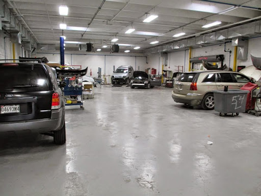 Auto Repair Shop «STERLING AUTO SERVICE & BODY SHOP LLC», reviews and photos, 2311 Perkins Pl, Silver Spring, MD 20910, USA