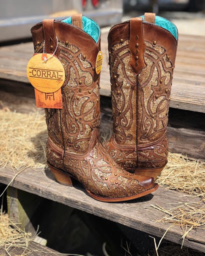 Western Apparel Store «Southside Westen & Outdoor Wear, Farm & Pet», reviews and photos, 3014 James L Redman Pkwy, Plant City, FL 33566, USA