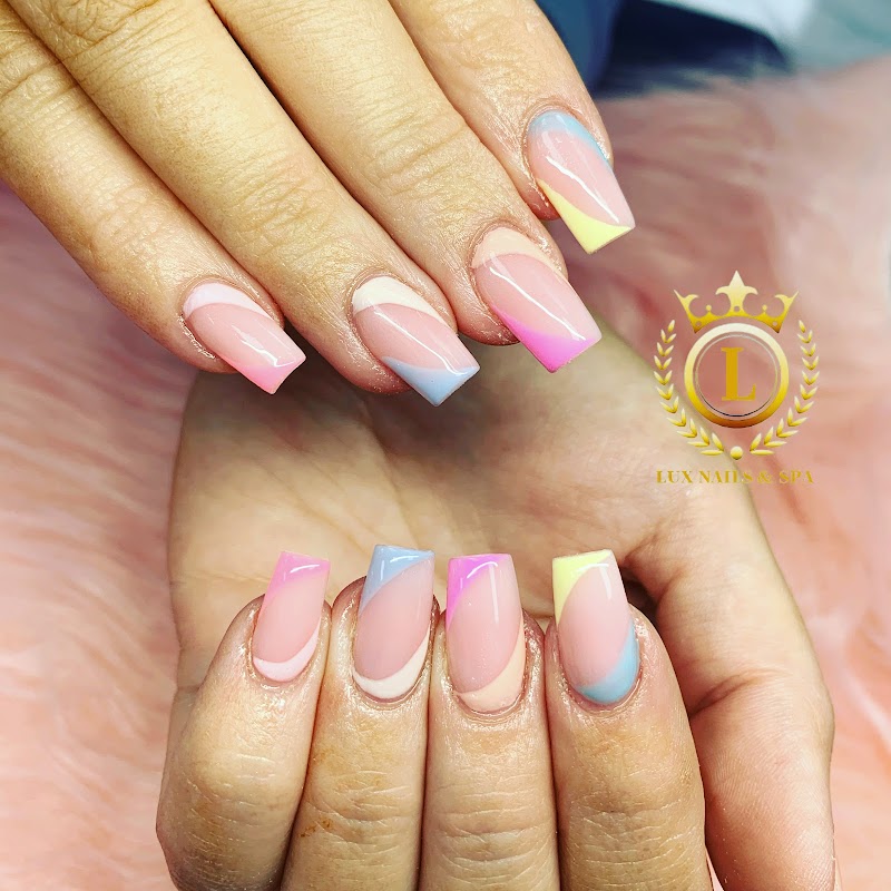 Lux Nails and Spa