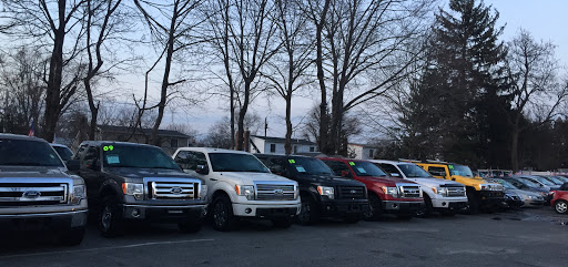 Used Car Dealer «Huntington Auto Mall», reviews and photos, 493 E Jericho Turnpike, Huntington Station, NY 11746, USA