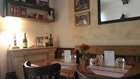 Atmosphère du Restaurant Le Bistrot Du Cours à Vinon-sur-Verdon - n°11