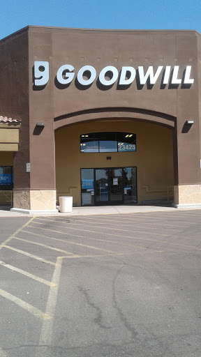 Donations Center «Pinnacle Peak Goodwill Retail Store & Donation Center», reviews and photos, 23425 N 39th Dr #101, Glendale, AZ 85310, USA