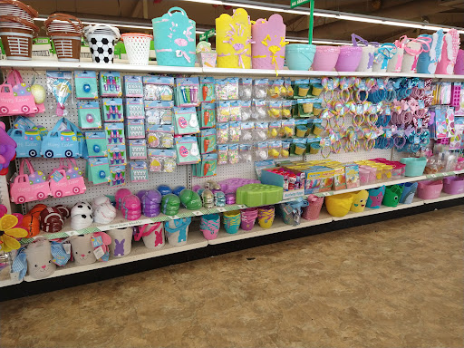 Dollar Store «Dollar Tree», reviews and photos, 10237 Rosecrans Ave, Bellflower, CA 90706, USA