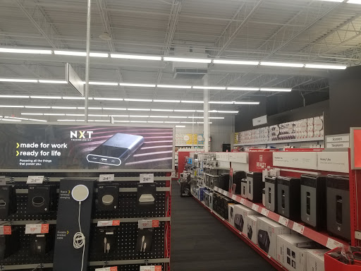 Office Supply Store «Staples», reviews and photos, 1660 Soldiers Field Rd, Brighton, MA 02135, USA