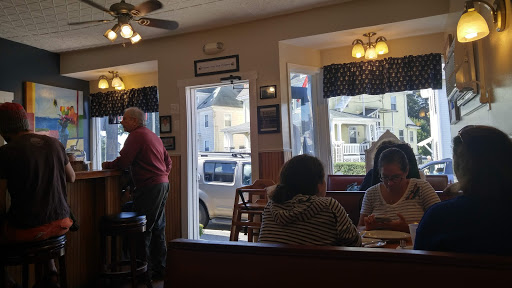 Breakfast Restaurant «Two Sisters Restaurant», reviews and photos, 27 Washington St, Gloucester, MA 01930, USA