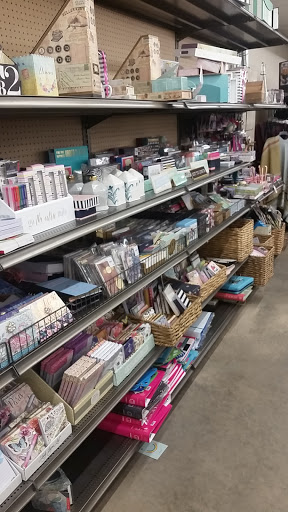 Home Goods Store «Tuesday Morning», reviews and photos, 233 Commerce Dr, Peachtree City, GA 30269, USA