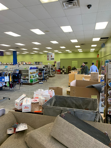 Thrift Store «Goodwill Store and Donation Center», reviews and photos, 805 Stillwater Ave, Bangor, ME 04401, USA