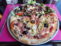 Pizza du Restaurant La Riviera à Varces-Allières-et-Risset - n°1