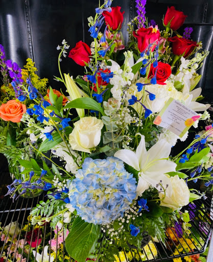 Florist «Suntree Florist & Gifts», reviews and photos, 6450 N Wickham Rd Suite 113, Melbourne, FL 32940, USA