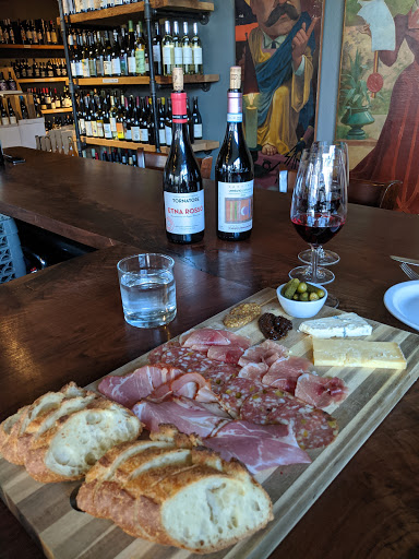 Wine Store «Division Wines», reviews and photos, 3564 SE Division St, Portland, OR 97202, USA