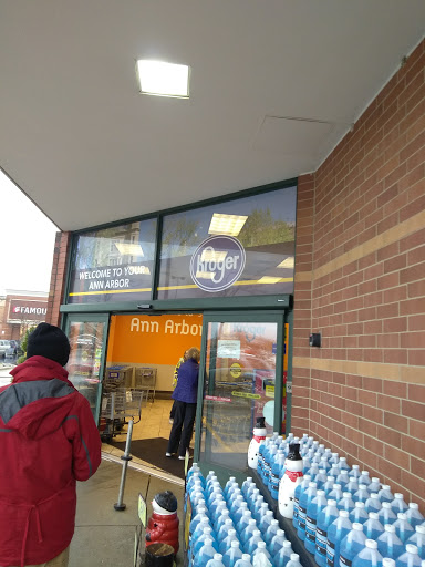 Shopping Mall «Arborland Center», reviews and photos, 3600 Washtenaw Ave, Ann Arbor, MI 48104, USA