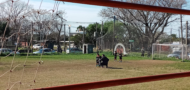 Opiniones de Cancha Baby Isidro Fyn en Montevideo - Campo de fútbol