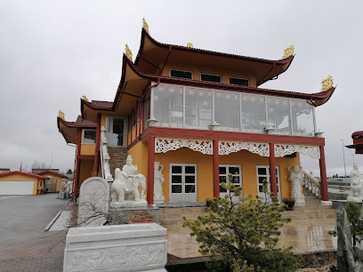 Chùa Đôn Hậu (Don Hau Pagoda)