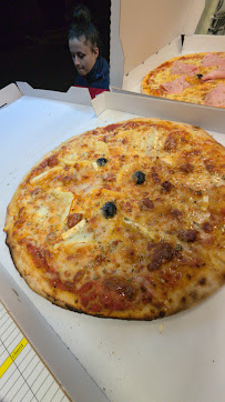 Plats et boissons du Pizzas à emporter TEA-MO PIZZA à Connaux - n°7