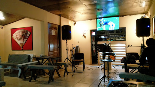 Belgian bars in San Salvador