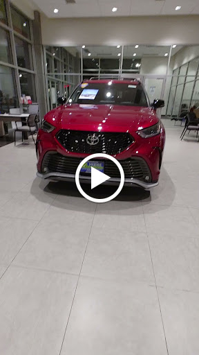 Toyota Dealer «Royal Moore Toyota», reviews and photos, 1415 SE River Rd, Hillsboro, OR 97123, USA