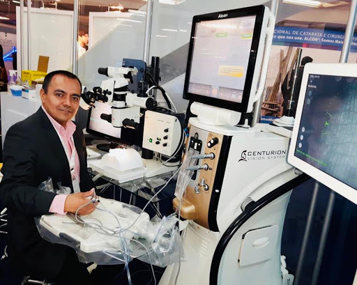 Centro Integral de la Visión - Dr. Raúl Torrico Ugarte - Cirujano Oftalmólogo