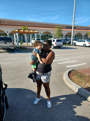 Shopping Mall «Coral Square Shopping Center», reviews and photos, 3006 US-1, Fort Pierce, FL 34982, USA