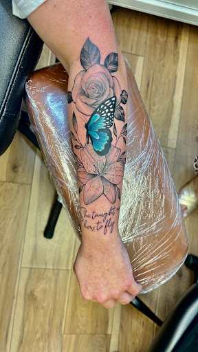 Explore labrador tattoo ideas, creative tattoo ideas in Groves, available at Billet Tattoo Studio