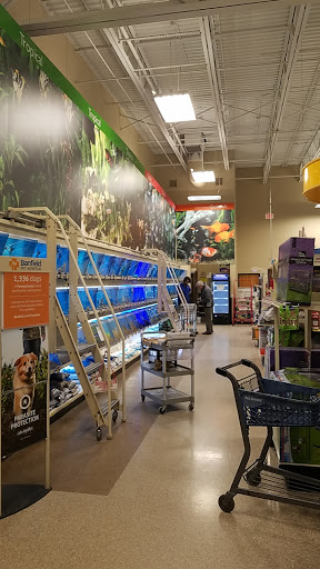 Pet Supply Store «PetSmart», reviews and photos, 3995 Welsh Rd, Willow Grove, PA 19090, USA