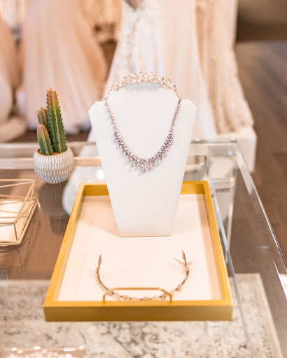 Bridal Shop «Mariée Bridal», reviews and photos, 8787 N Scottsdale Rd, Scottsdale, AZ 85258, USA