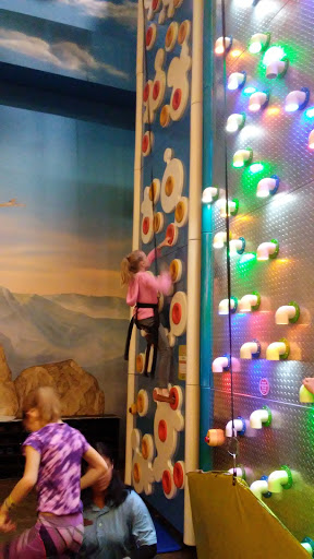 Movie Theater «AMC Desert Star 15», reviews and photos, 1301 Kalahari Dr, Baraboo, WI 53913, USA