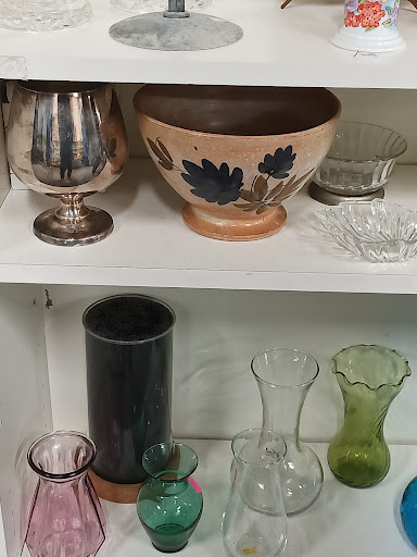 Thrift Store «Tried & True Thrift Store», reviews and photos, 35004 W Michigan Ave, Wayne, MI 48184, USA