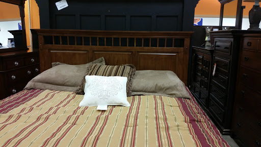 Furniture Store «Weekends Only Furniture & Mattress», reviews and photos, 411 Mid Rivers Mall Dr, St Peters, MO 63376, USA