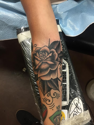 Tattoo Shop «Rise Above Tattoo Co», reviews and photos, 9746 Central Ave, Montclair, CA 91763, USA