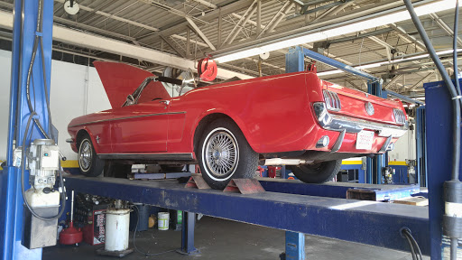 Tire Shop «NEW ENGLAND TIRE Car Care Centers - Northborough», reviews and photos, 367 W Main St, Northborough, MA 01532, USA