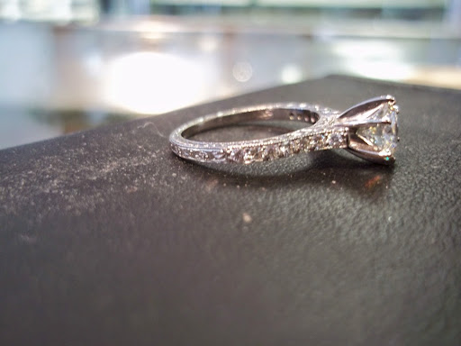 Jeweler «G V Jewelry», reviews and photos, 1926 W Foster Ave, Chicago, IL 60640, USA