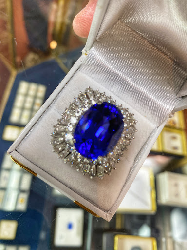 Jewelry Store «House of Onyx», reviews and photos, 120 S Main St, Greenville, KY 42345, USA