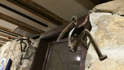 Coffee Shop «Dark Horse Coffee Roasters Truckee», reviews and photos, 10009 W River St, Truckee, CA 96161, USA