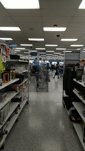 Clothing Store «Ross Dress for Less», reviews and photos, 24392 Rockfield Blvd, Lake Forest, CA 92630, USA