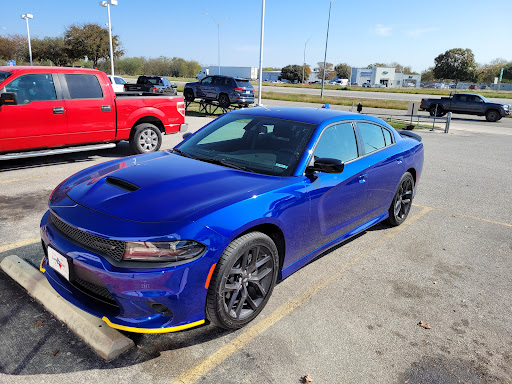 Car Dealer «Lone Star Chrysler Dodge Jeep Ram», reviews and photos, 8811 I-35, San Antonio, TX 78211, USA