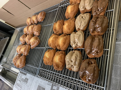 Donut Shop «Boston Cream Donut», reviews and photos, 18425 S Avalon Blvd, Carson, CA 90746, USA