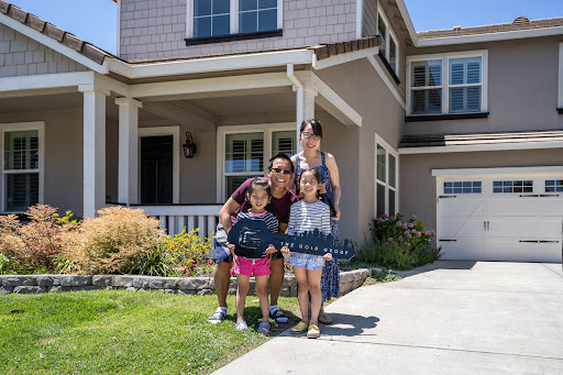 The Gold Group Real Estate image