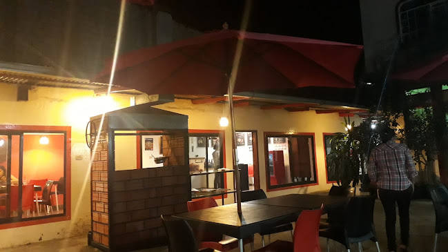 Opiniones de Restaurante Viva La Brasa Asadero en La Mana - Restaurante