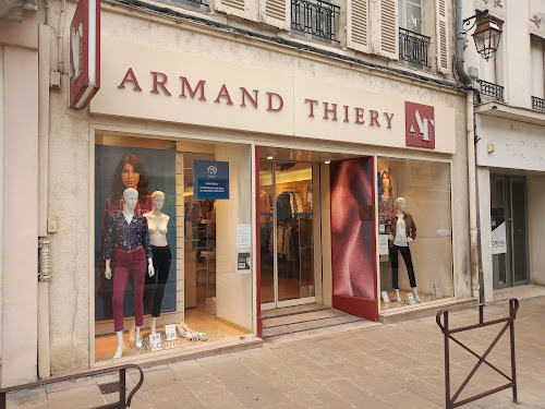 ARMAND THIERY FEMME à Auxerre