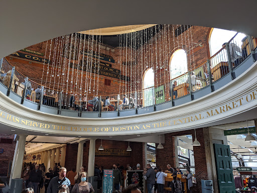 Shopping Mall «Faneuil Hall Marketplace», reviews and photos, 4 S Market St, Boston, MA 02109, USA