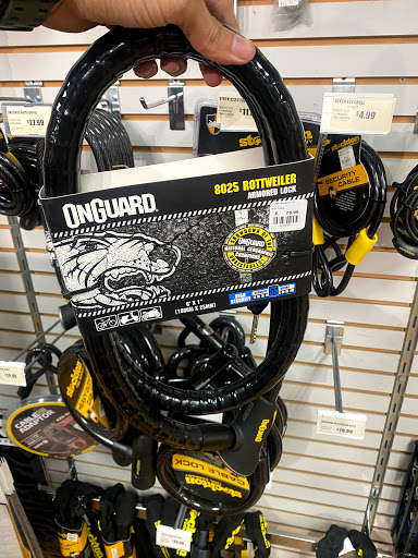 Motorcycle Parts Store «Cycle Gear», reviews and photos, 1765 NE 163rd St, North Miami Beach, FL 33162, USA