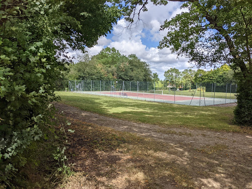 Court de tennis à Vallans