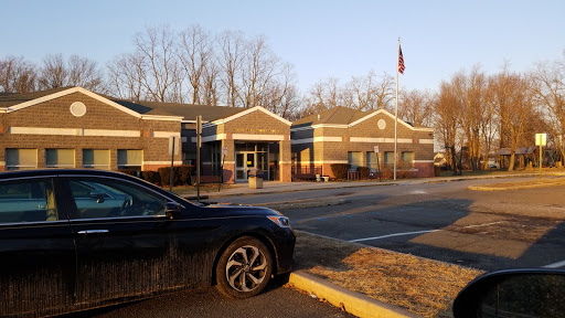 Recreation Center «Minnie B Veal Recreation Center», reviews and photos, 1070 Grove Ave, Edison, NJ 08820, USA
