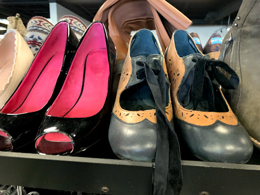 Used Clothing Store «Clothes Mentor», reviews and photos, 2551 45th St S # 113, Fargo, ND 58104, USA