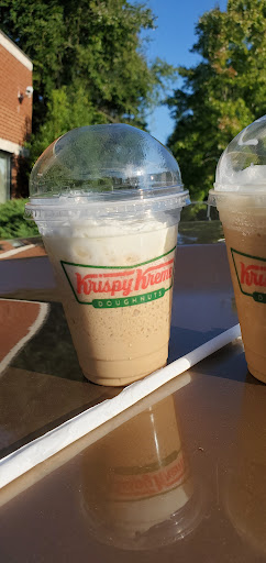 Donut Shop «Krispy Kreme», reviews and photos, 2401 Battleground Ave, Greensboro, NC 27408, USA