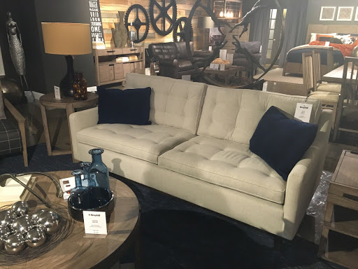 Furniture Store «Roberts Furniture & Mattress», reviews and photos, 3032 Richmond Rd, Williamsburg, VA 23185, USA