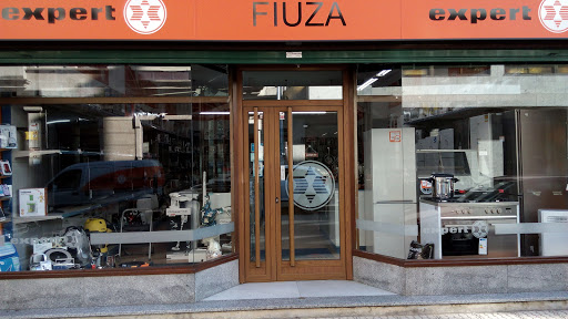 Expert Fiuza en Vila de Cruces, Pontevedra